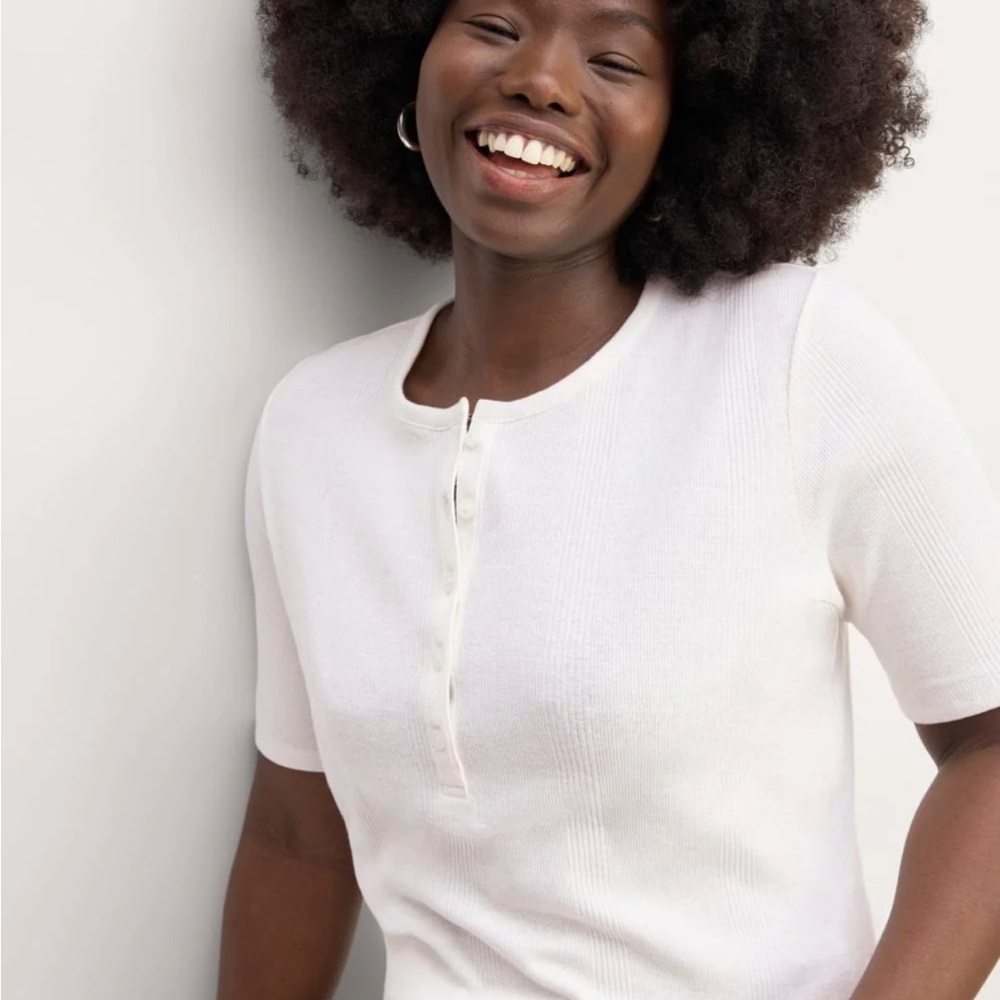 THE VINTAGE RIB HENLEY